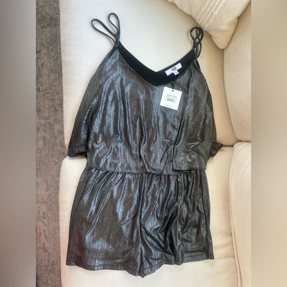 NWT BB Dakota Jack Metallic Romper Size Large Silver Shimmer Ruffle Overlay